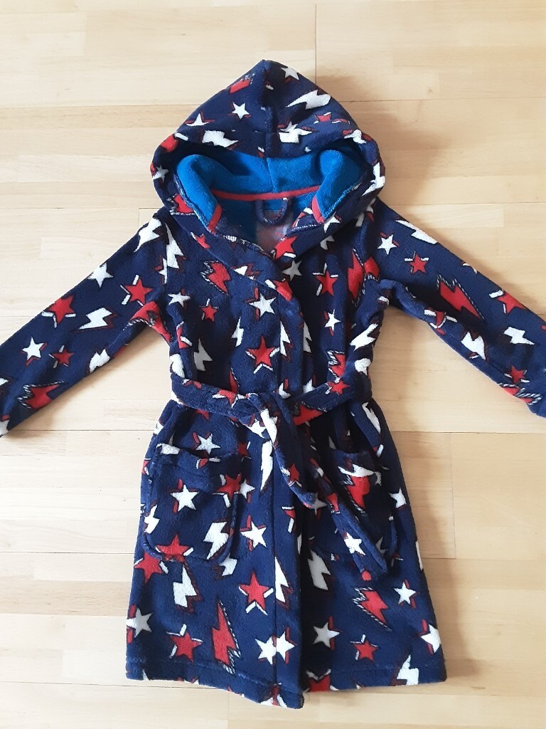 dressing gown for 2 year old boy